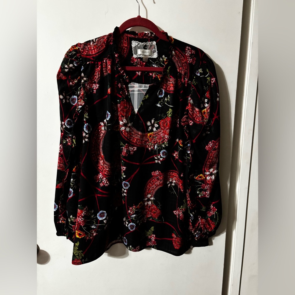 Hobo/Hippie/Ruffle Sleeve & Neckline. Cupio  Floral Blouse//Size XL